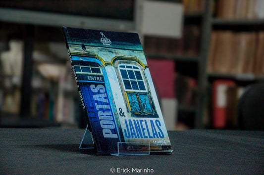 Entre Portas & Janelas